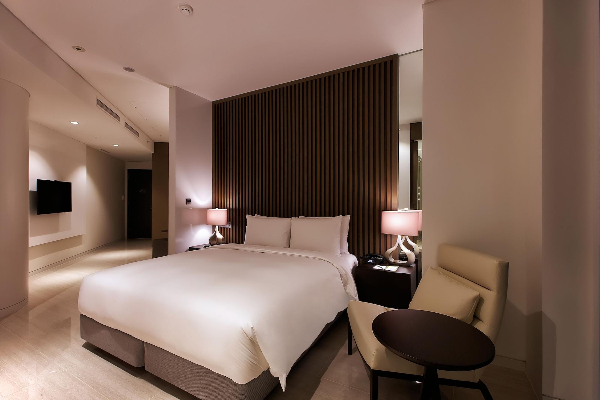 Hotel Entra Gangnam Seoul Exterior photo